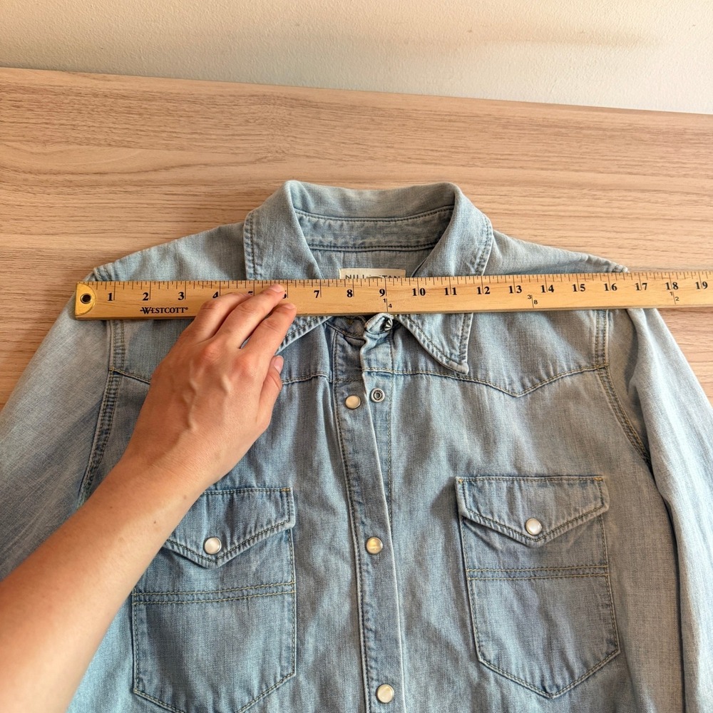 Nili Lotan Travis Denim Shirt Snap Button Light Wash Large Excellent - Picture 5 of 8